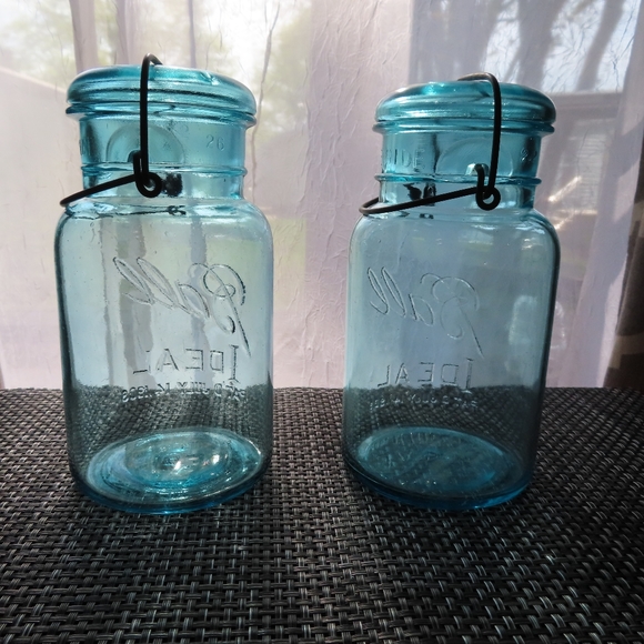 Vintage Antique Ball Mason Jars - Picture 8 of 12